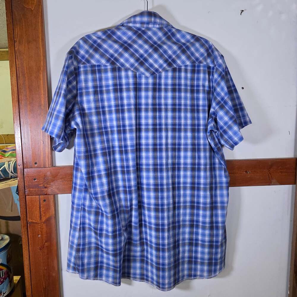 Wrangler Men's Blue and White Plaid Short Sleeve Pearl Snap Western Shirt - Picture 2 of 3